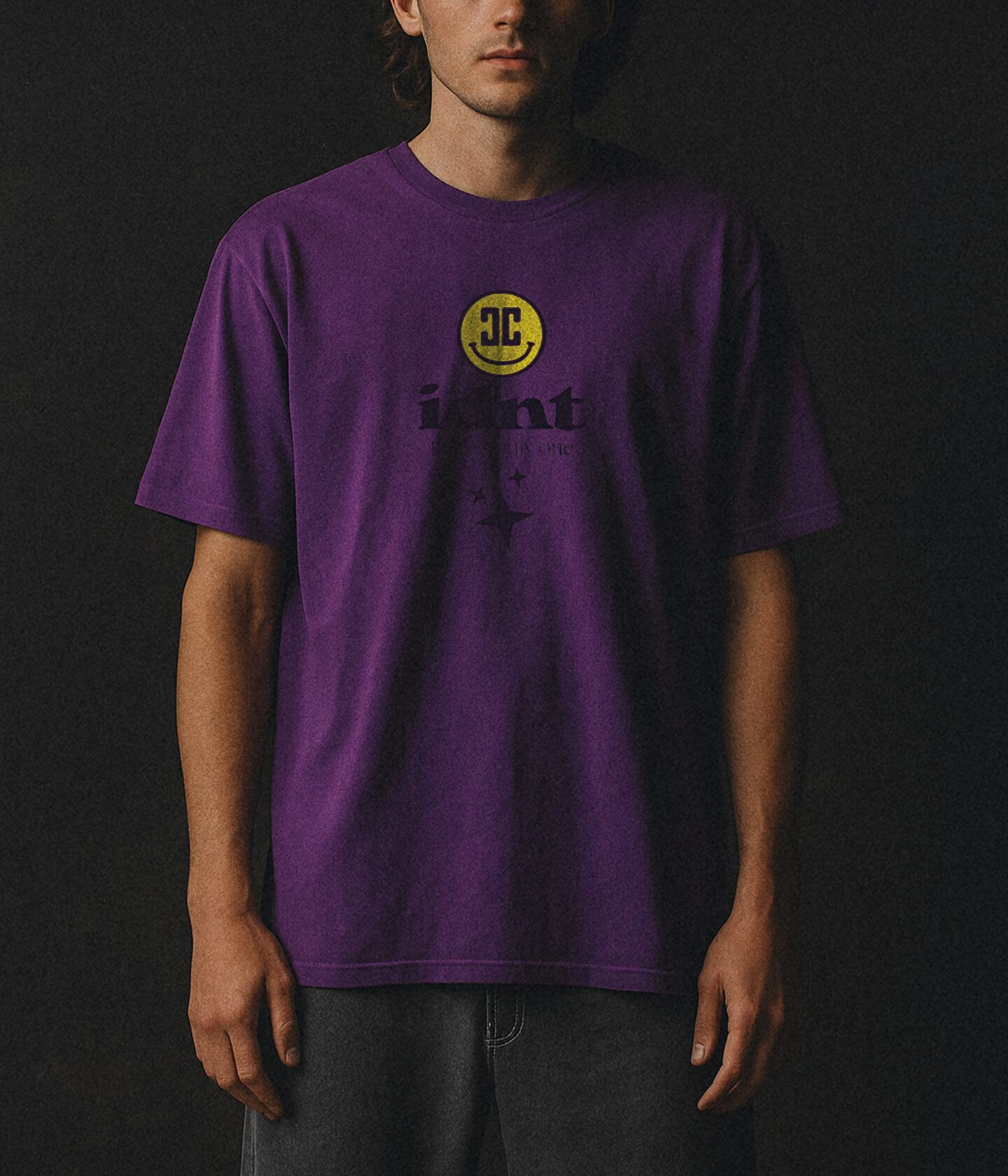 Ropa sostenible IDNT Suntrip camiseta modelo Barcelona